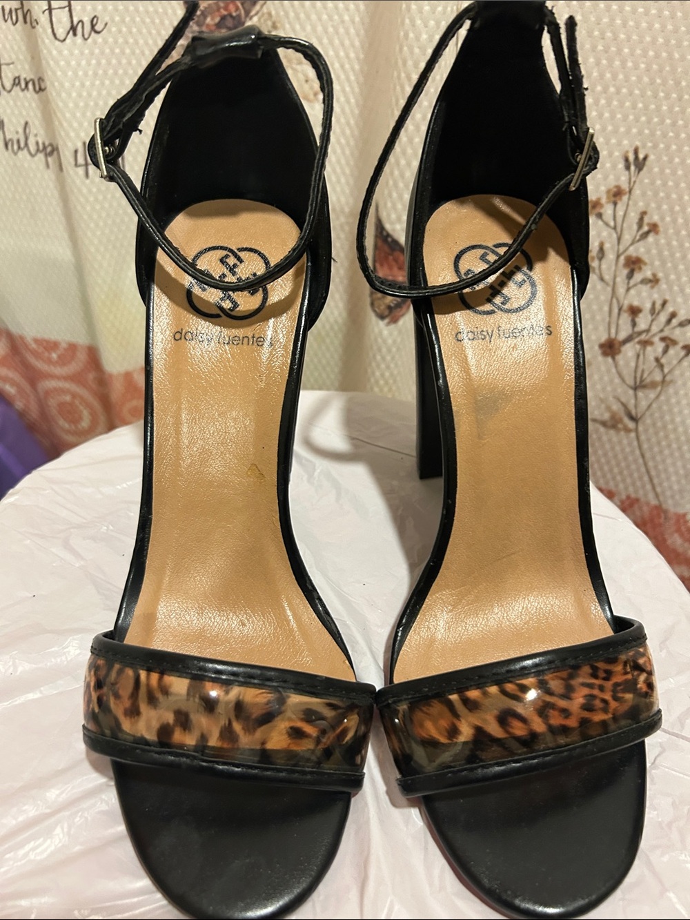 Daisy Fuentes Black Heels with Leopard-Print Accent Strap